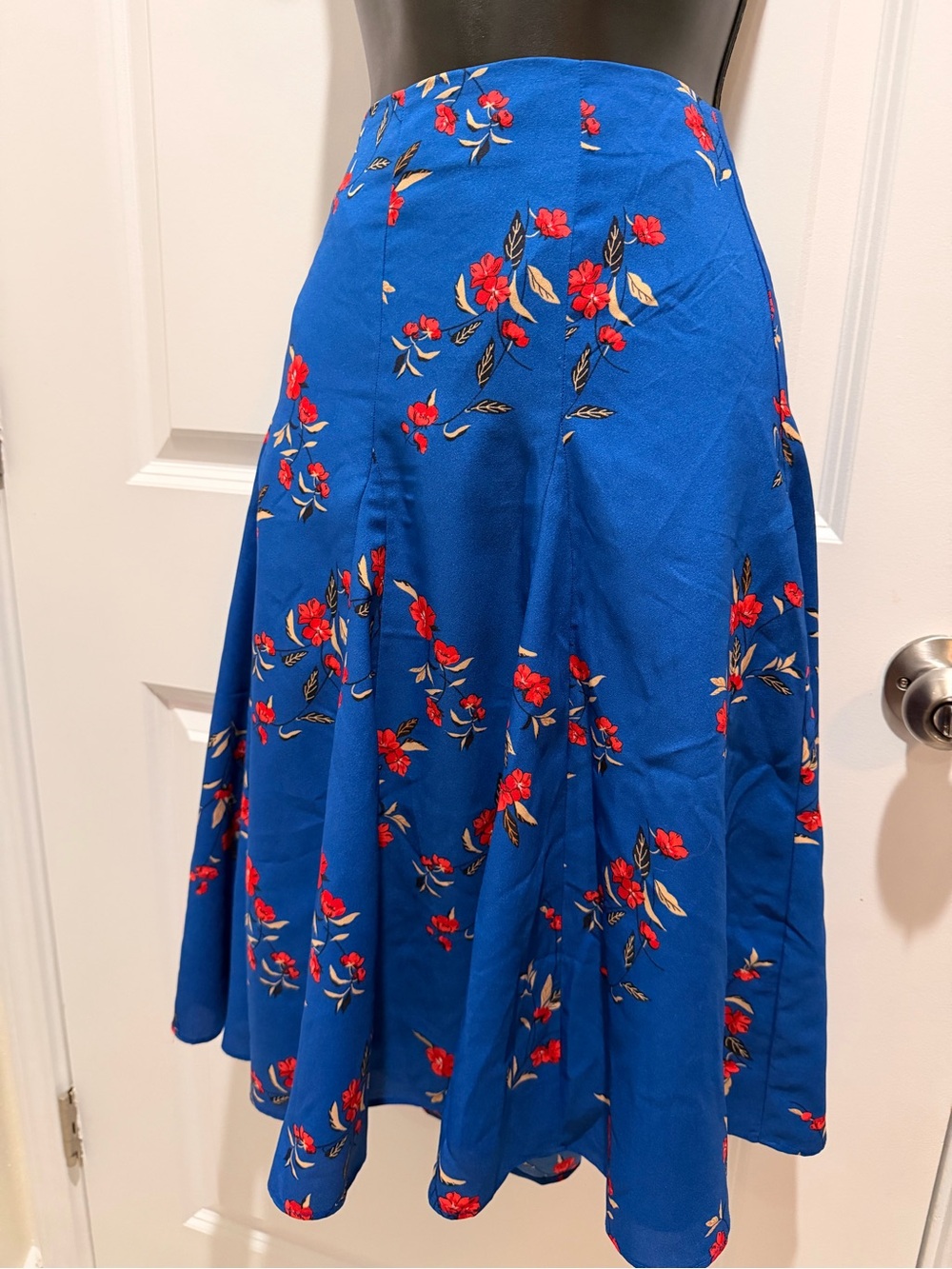 Ann Taylor Royal Blue Floral Circle Skirt with Red Accents